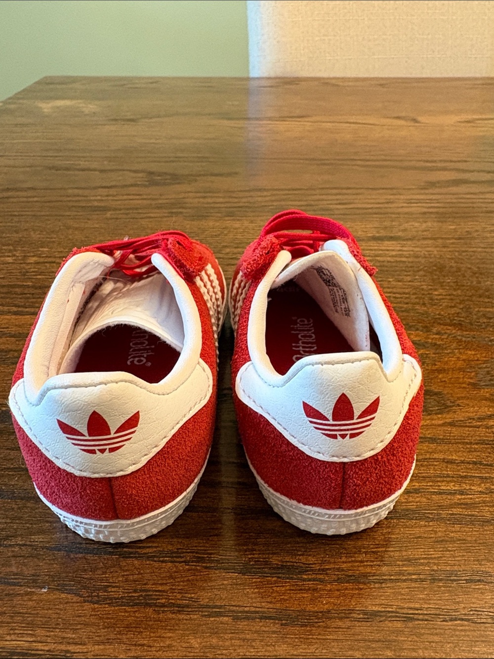 Adidas Gazelle Kids Suede Sneakers - Red/White Size 6 NEW - Picture 3 of 5